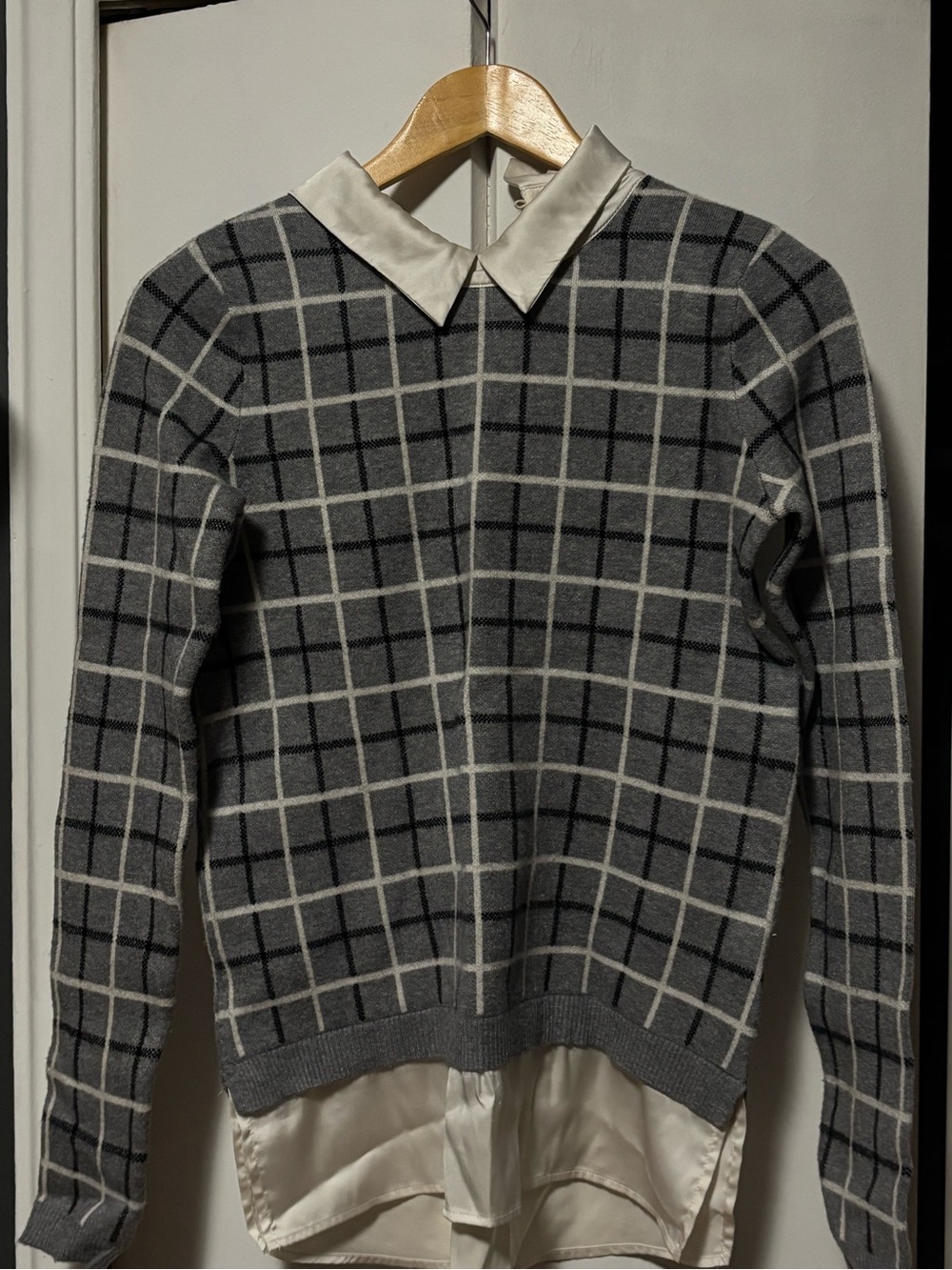 Tahari Gray Windowpane Crewneck Sweater with White Faux Collar